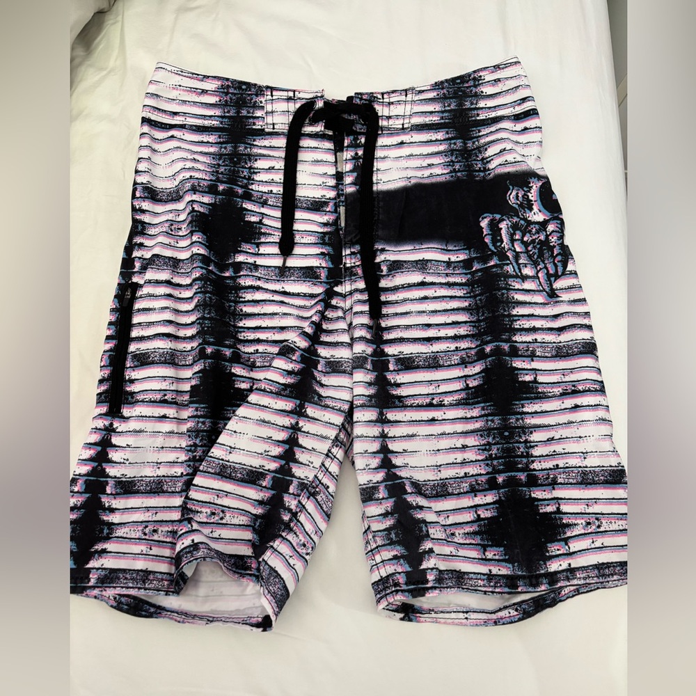 Kirra Men's Vintage Y2K Boardshorts